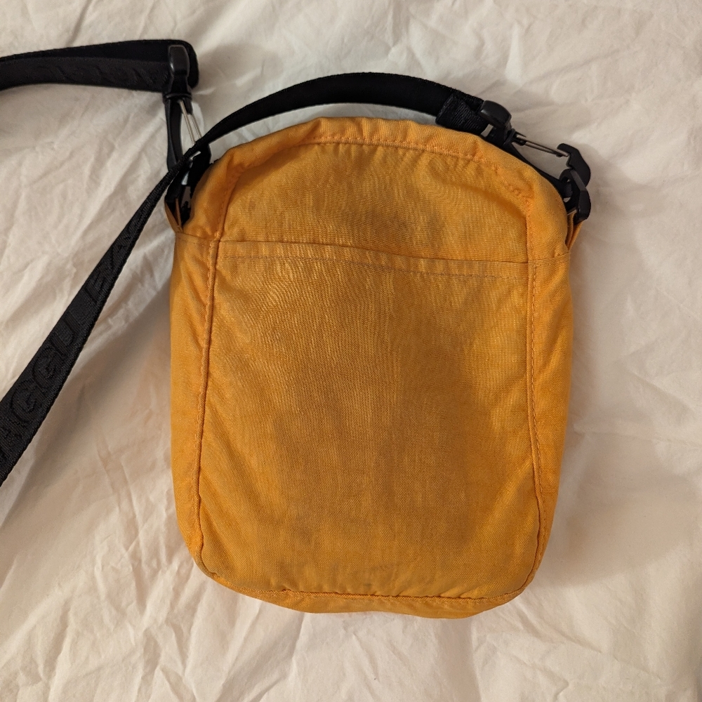 Apricot Baggu Sport Crossbody